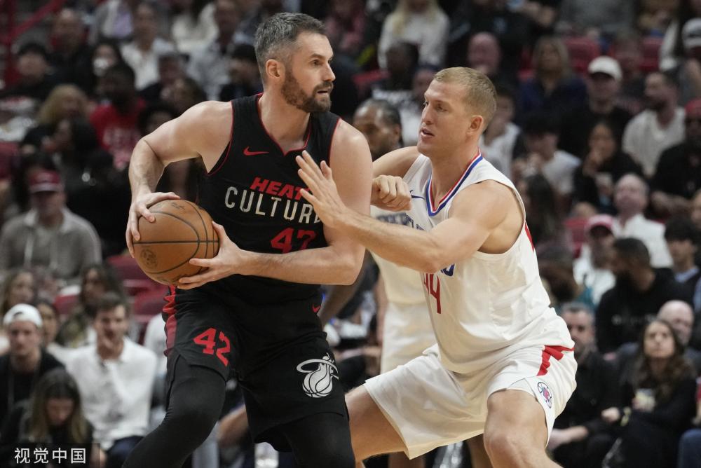 超并站稳脚 超并站稳脚